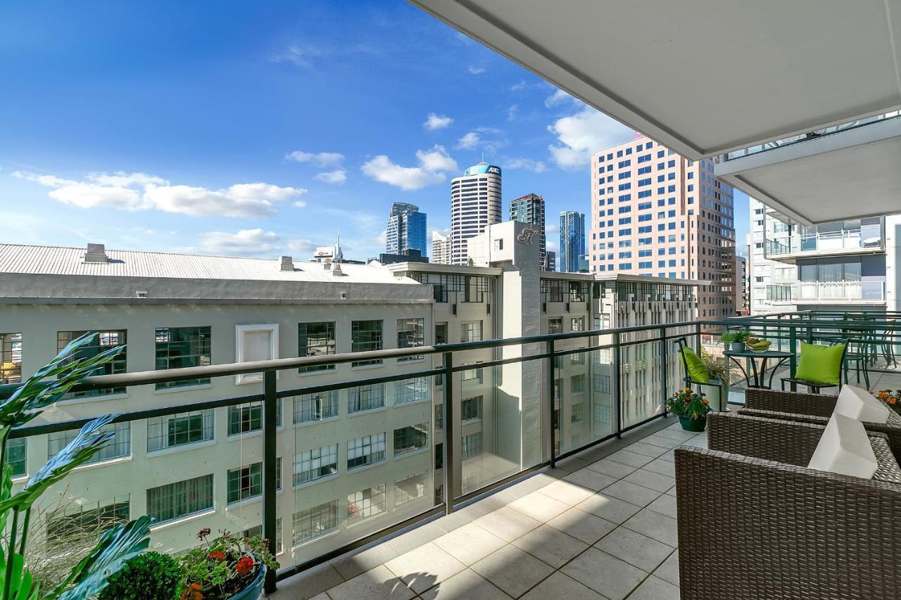 Corporate Gem + Rooftop Pool & Spa โอ๊คแลนด์ ภายนอก รูปภาพ