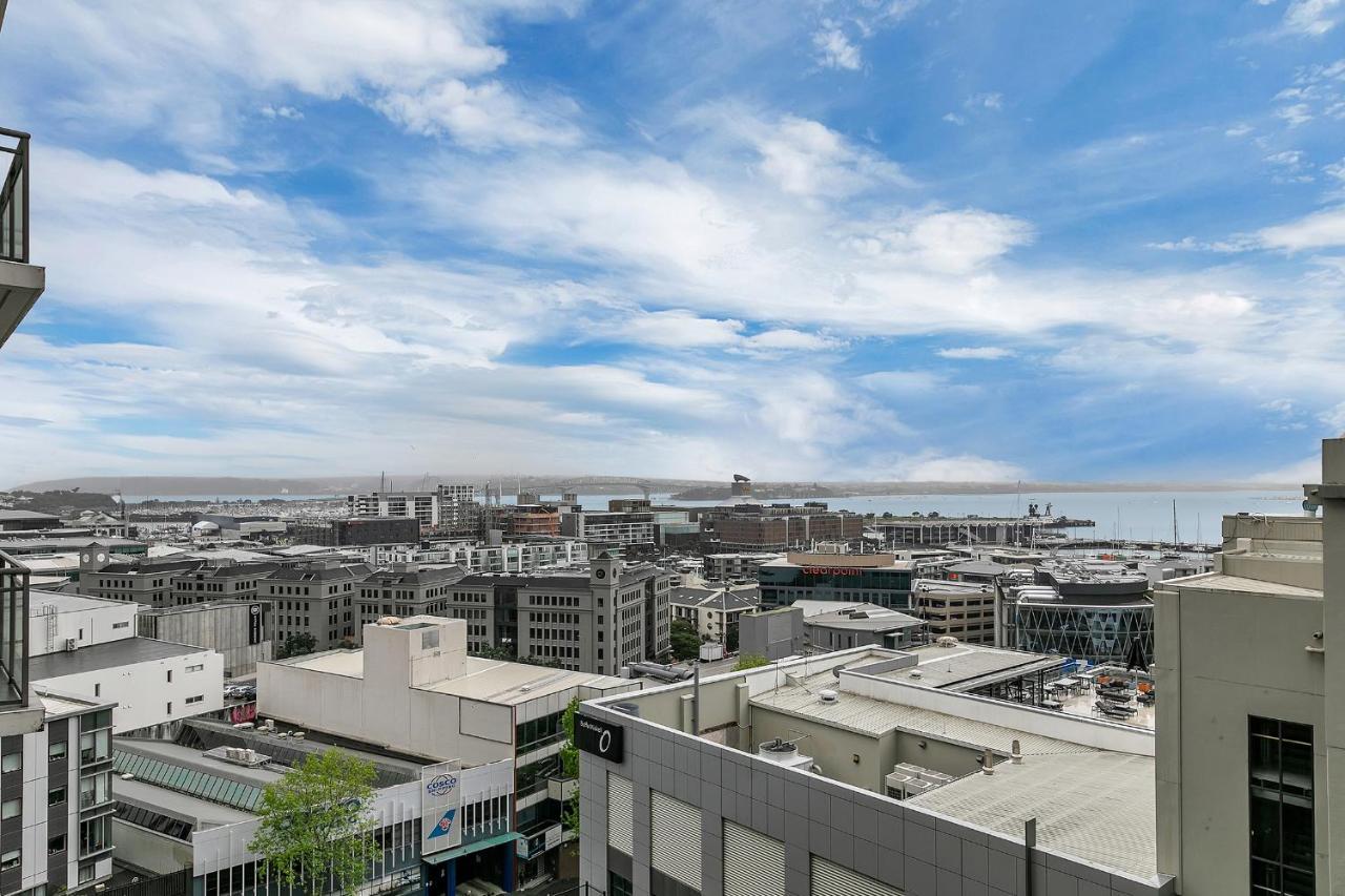 Corporate Gem + Rooftop Pool & Spa โอ๊คแลนด์ ภายนอก รูปภาพ